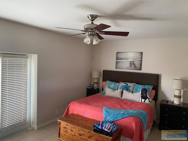 111B E Red Snapper St., South Padre Island, TX 78597