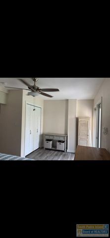 111B E Red Snapper St., South Padre Island, TX 78597