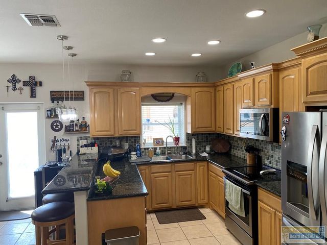 111B E Red Snapper St., South Padre Island, TX 78597