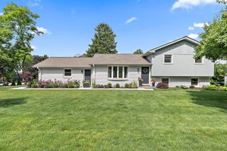 800 Gamble Drive, Lisle, IL 60532