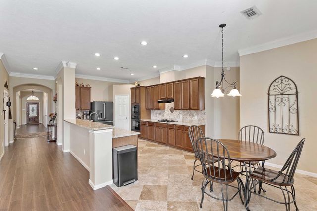 7 Tartan Court, Conroe, TX 77301