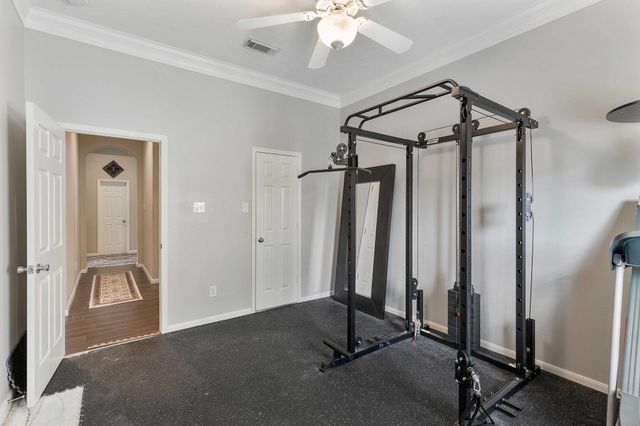 7 Tartan Court, Conroe, TX 77301