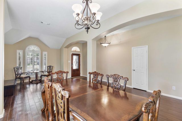 7 Tartan Court, Conroe, TX 77301