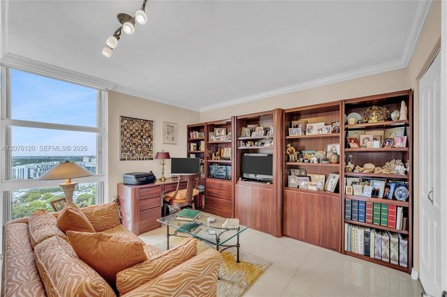 20335 W Country Club Drive 2409, Aventura, FL 33180