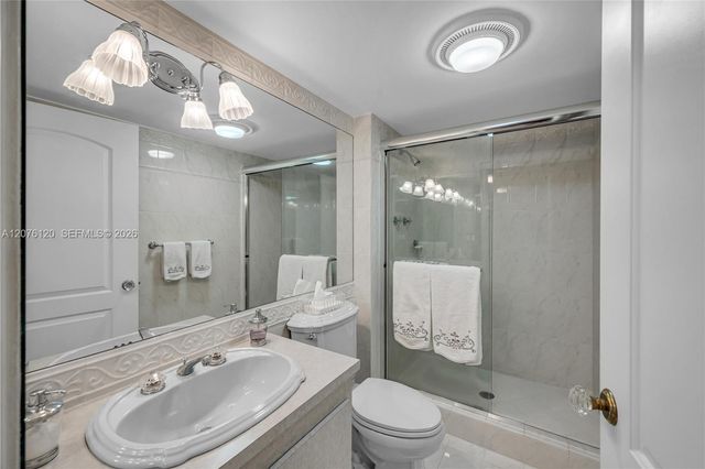 20335 W Country Club Drive 2409, Aventura, FL 33180