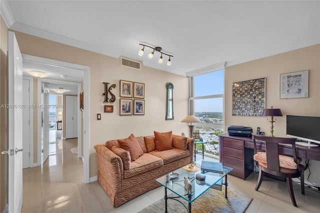 20335 W Country Club Drive 2409, Aventura, FL 33180