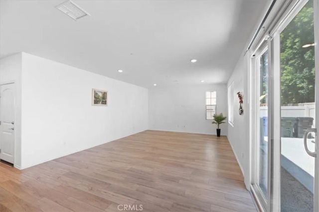 938 W Jasmine Way, Rialto, CA 92376