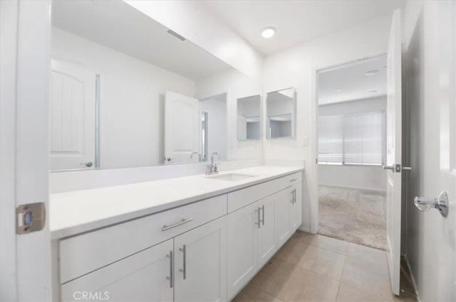 938 W Jasmine Way, Rialto, CA 92376