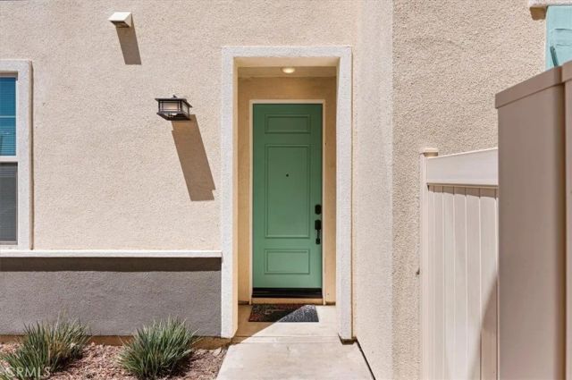 938 W Jasmine Way, Rialto, CA 92376