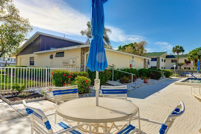 5400 34TH STREET W 7B, Bradenton, FL 34210