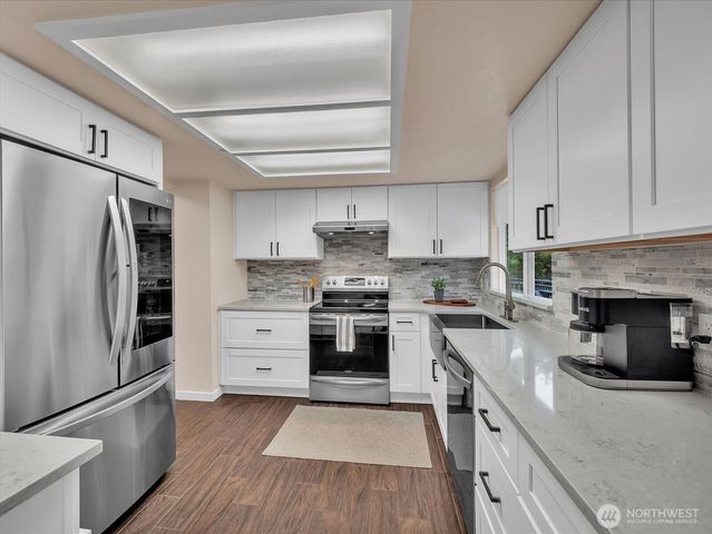 12818 NE 135th Street, Kirkland, WA 98034