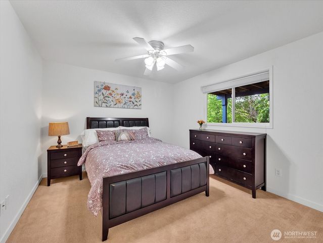 12818 NE 135th Street, Kirkland, WA 98034