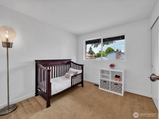 12818 NE 135th Street, Kirkland, WA 98034