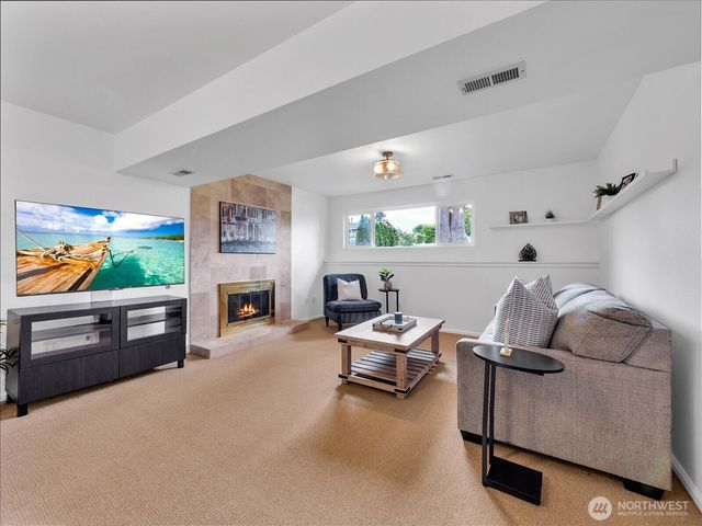 12818 NE 135th Street, Kirkland, WA 98034