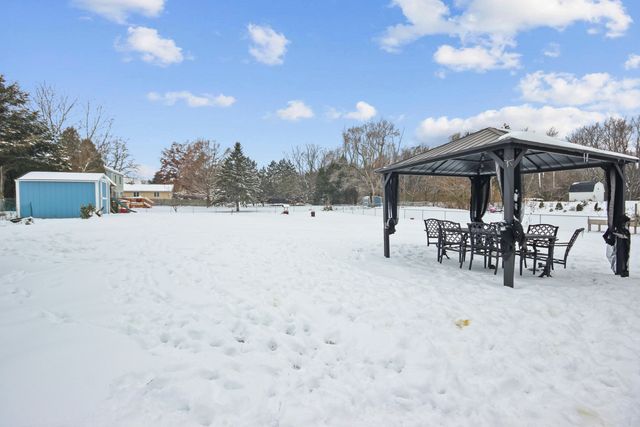 9272 Vigo Street, Crown Point, IN 46307