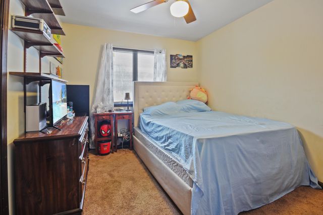 9272 Vigo Street, Crown Point, IN 46307