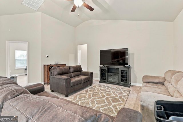 862 Crescent Lane, Griffin, GA 30224