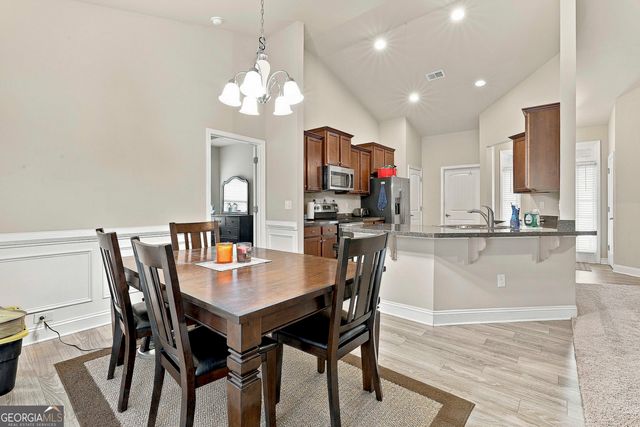 862 Crescent Lane, Griffin, GA 30224