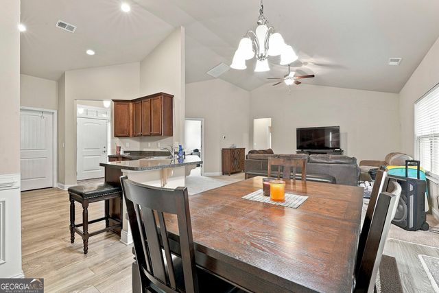862 Crescent Lane, Griffin, GA 30224