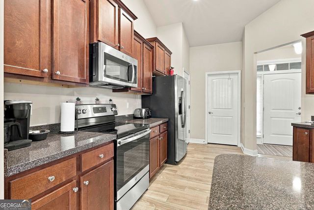 862 Crescent Lane, Griffin, GA 30224