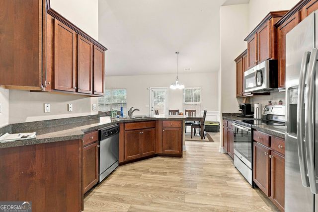 862 Crescent Lane, Griffin, GA 30224