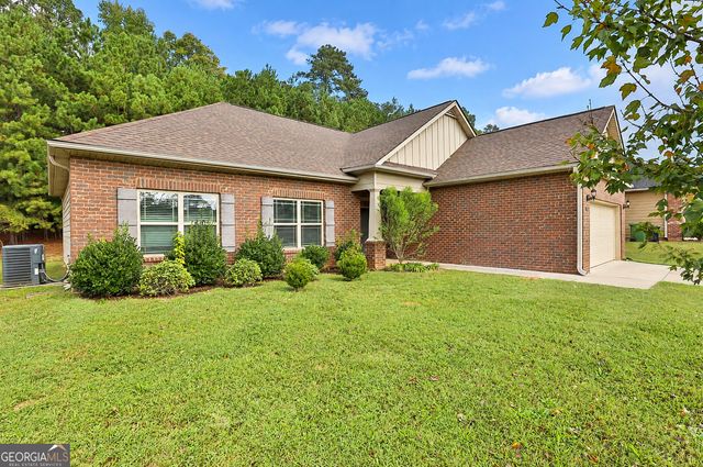 862 Crescent Lane, Griffin, GA 30224