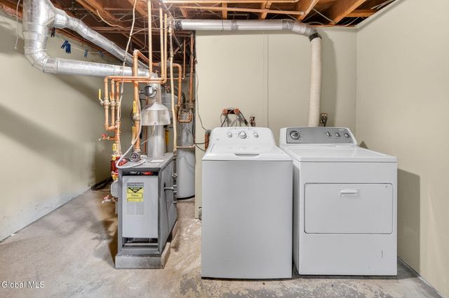 54 Normanside Drive, Albany, NY 12208