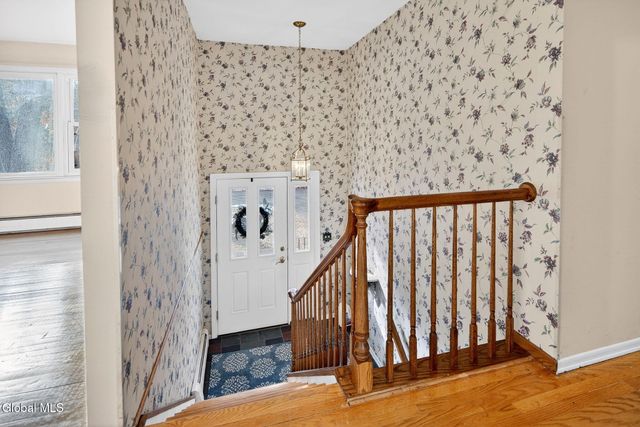 54 Normanside Drive, Albany, NY 12208