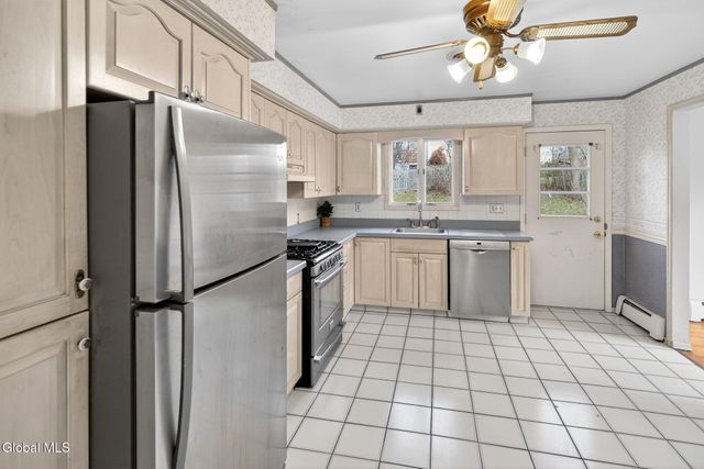 54 Normanside Drive, Albany, NY 12208