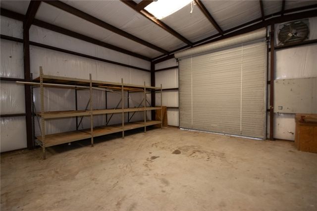 3867 Highway 59, George West, TX 78022