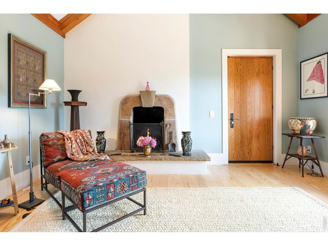 1050 Pine Gold Hill St, Boulder, CO 80302