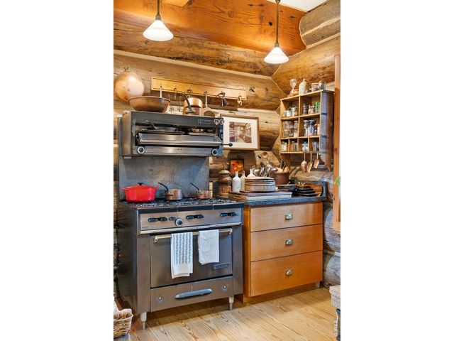 1050 Pine Gold Hill St, Boulder, CO 80302