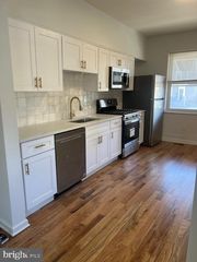 541 HADDON AVE #1ST FLOOR, Collingswood, NJ 08108