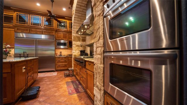 1908 County Road 305, Rockdale, TX 76567