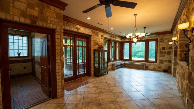 1908 County Road 305, Rockdale, TX 76567