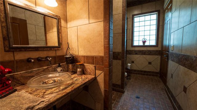 1908 County Road 305, Rockdale, TX 76567