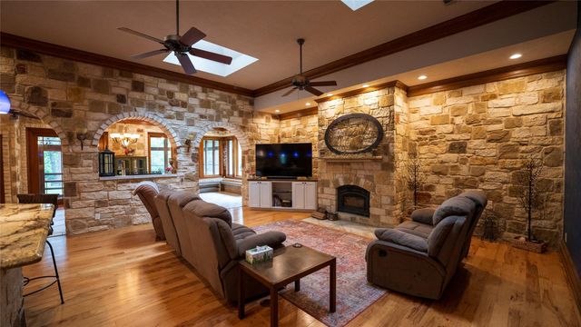 1908 County Road 305, Rockdale, TX 76567