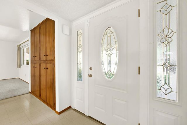 8182 Niessen Way, Fair Oaks, CA 95628