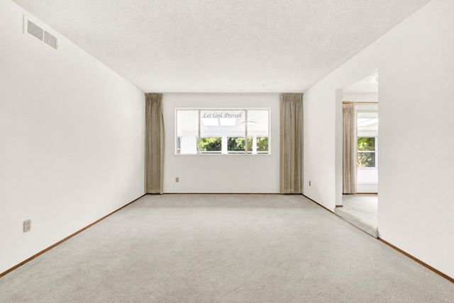 8182 Niessen Way, Fair Oaks, CA 95628