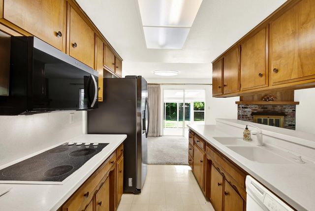 8182 Niessen Way, Fair Oaks, CA 95628