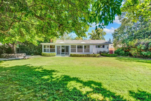 8182 Niessen Way, Fair Oaks, CA 95628
