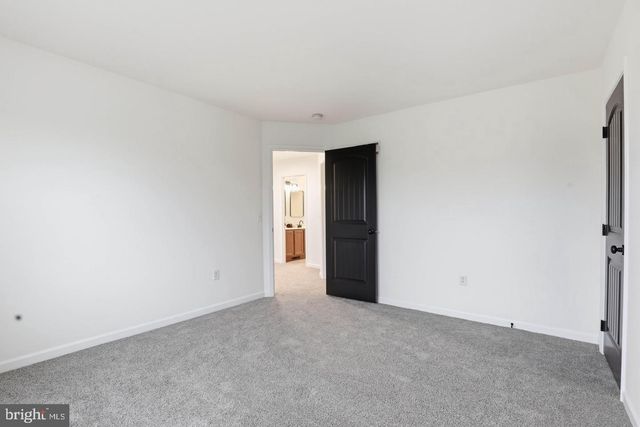 125 WOODMEADOW DR, Denver, PA 17517