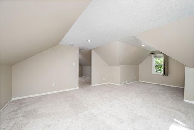 2800 32nd Avenue NE, Saint Anthony, MN 55418