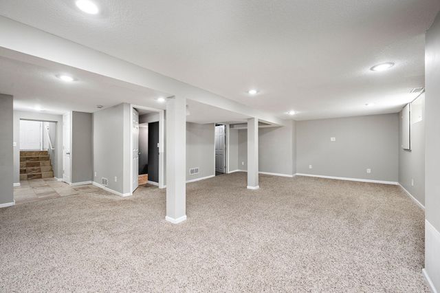 2800 32nd Avenue NE, Saint Anthony, MN 55418