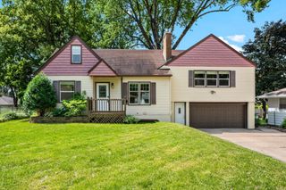 2800 32nd Avenue NE, Saint Anthony, MN 55418