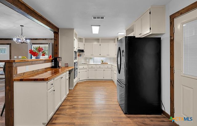 10280 S Whitehall Road, Temple, TX 76504