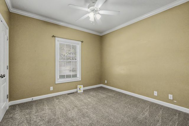 3543 Overridge Circle, Adams, TN 37010
