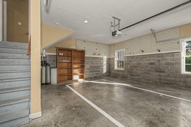 3543 Overridge Circle, Adams, TN 37010