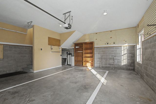 3543 Overridge Circle, Adams, TN 37010