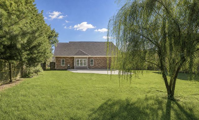 3543 Overridge Circle, Adams, TN 37010